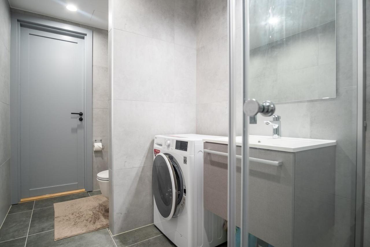 Dream Stay - Brand New Apartment With Balcony & Free Parking 塔林 外观 照片